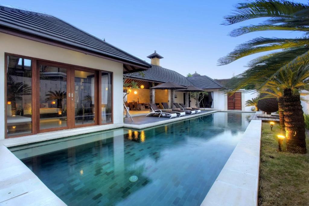 Villa Esperanto Seminyak Rum bild